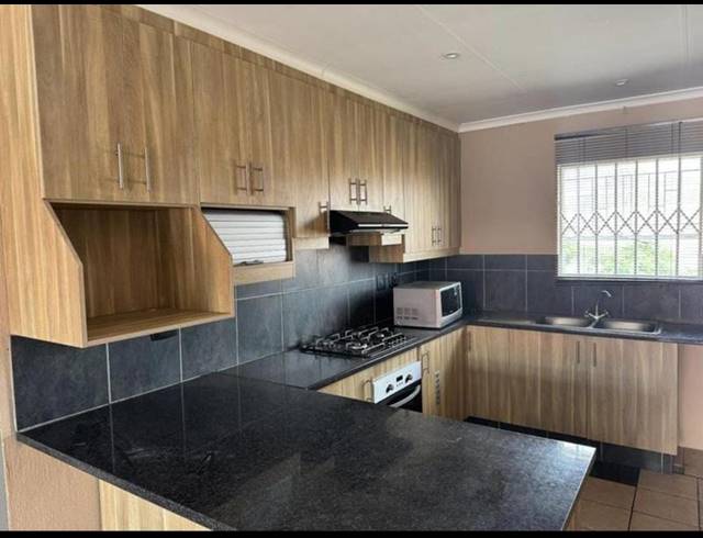 2 BEDROOM COMPLEX FOR SALE IN VORNA VALLEY